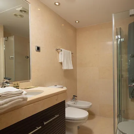 Luxury In Jardines Del Principe Apartment